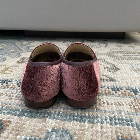 Sam Edelman ‘Loraine’ Loafers in Mauve Wine - Picture 4 of 5